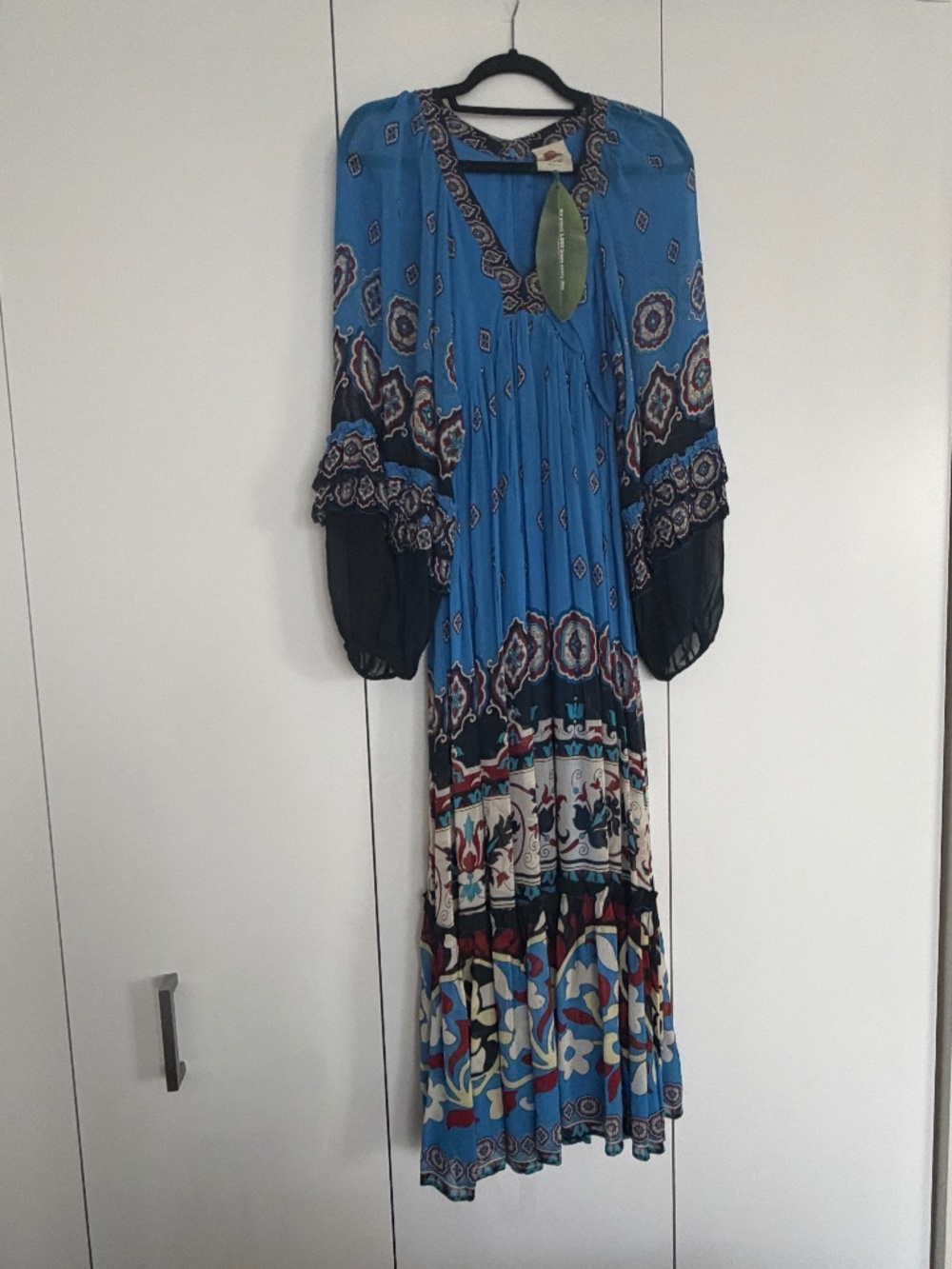 Farm Rio: Maxi Dress XS: NWT- RETAIL $298 - 2025